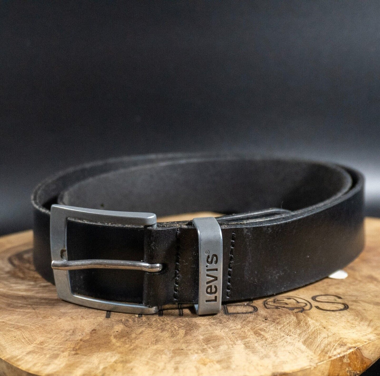 Levis Mens Belt Vintage Leather Belt Jeans Leather Belt Black Size 36 - VintageThing