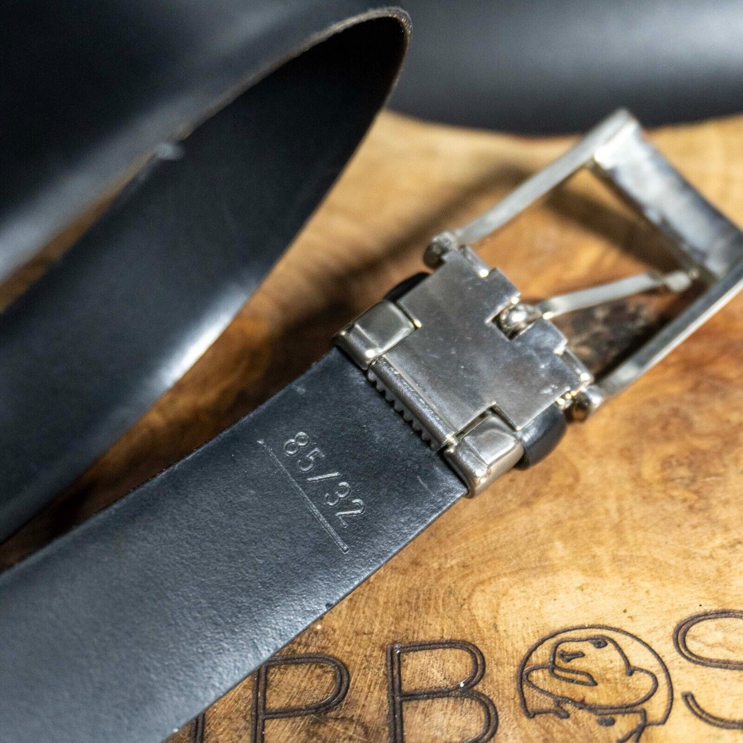 Hugo Boss Mens Belt Vintage Classic Leather Jeans Belt Black Size 32