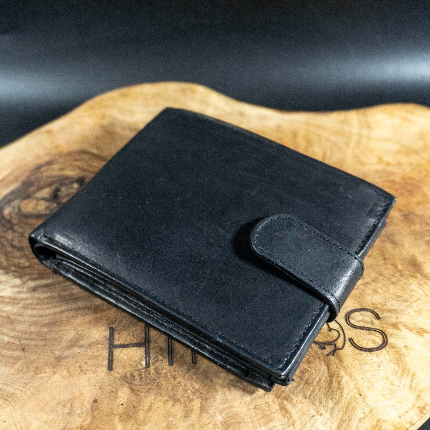 Ashford Ridge Mens Wallet Bifold Leather Wallet with Snap Closure RFID Black