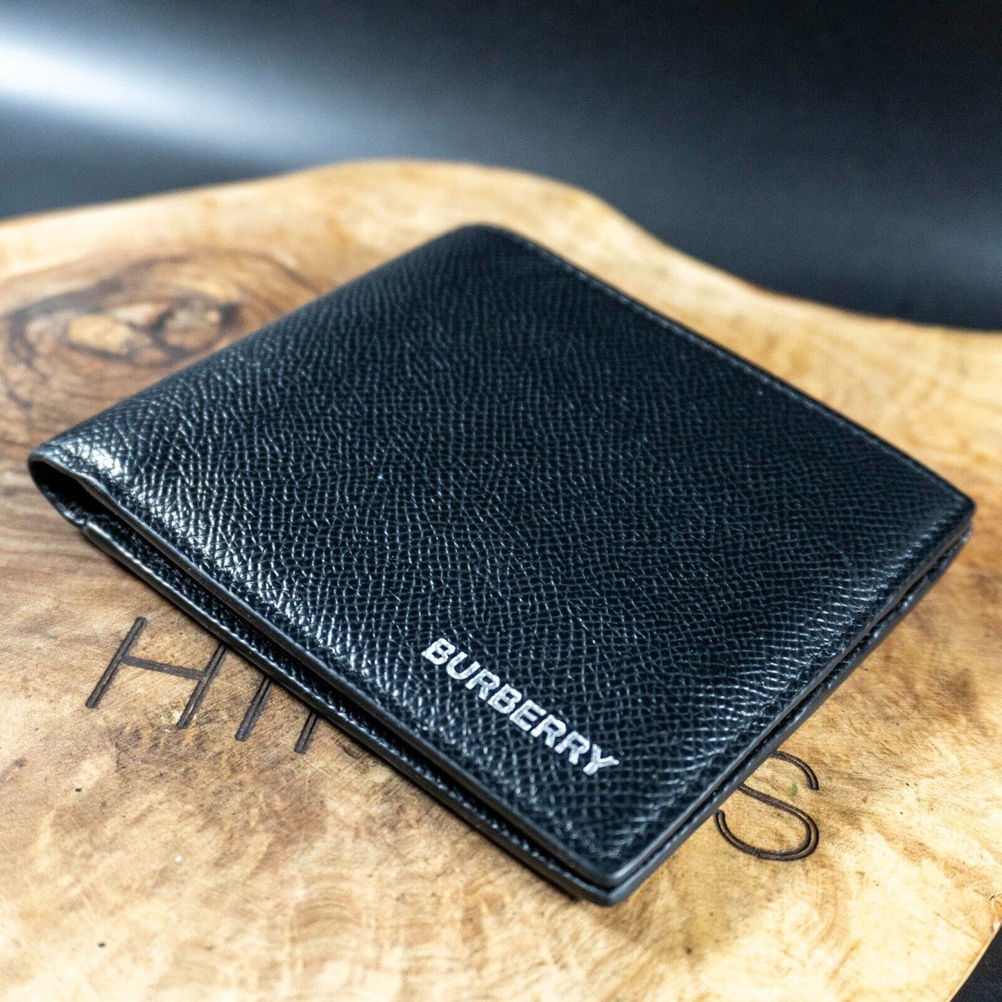 Burberry Authentic Mens Wallet Grain Leather Bifold Wallet Black