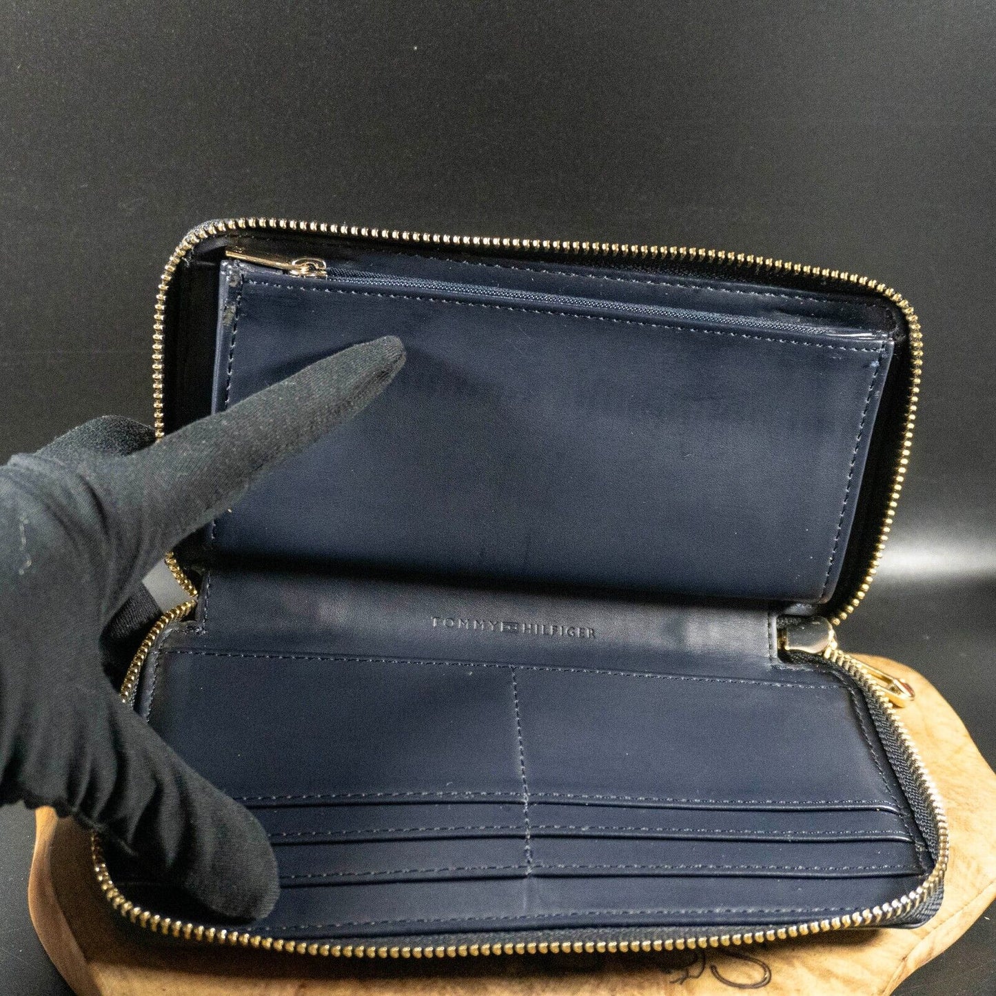 Tommy Hilfiger Wallet Purse Large Zip Around Clutch Wallet Blue