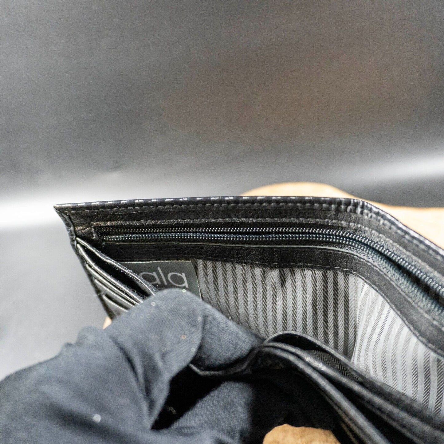 Mala Leather Mens Bifold Wallet Leather Card Wallet Black RFID Protect