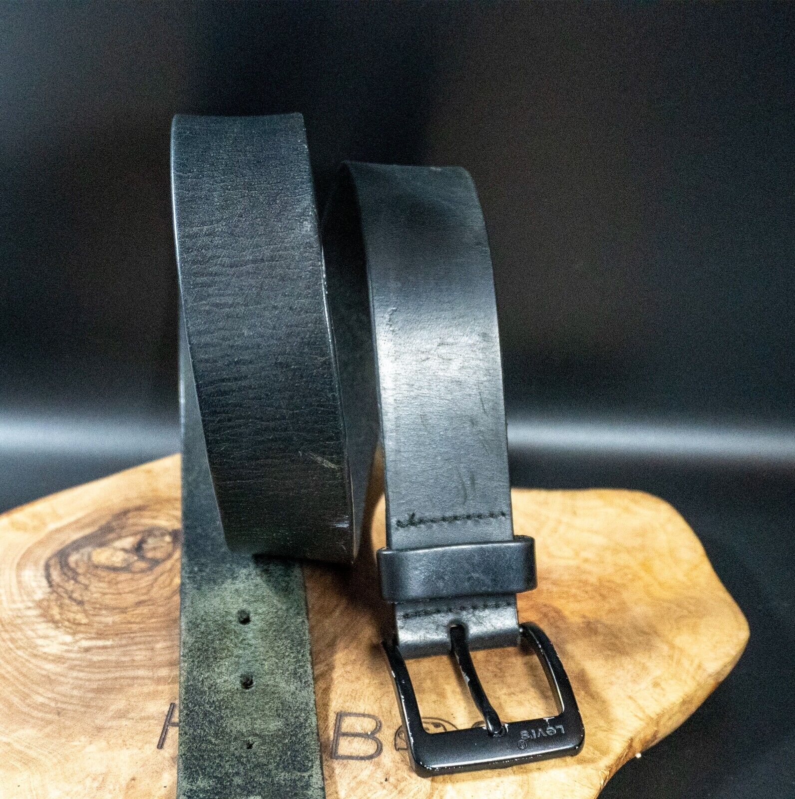 Levis Mens Belt Vintage Leather Belt Jeans Leather Belt Black Size 36 - VintageThing