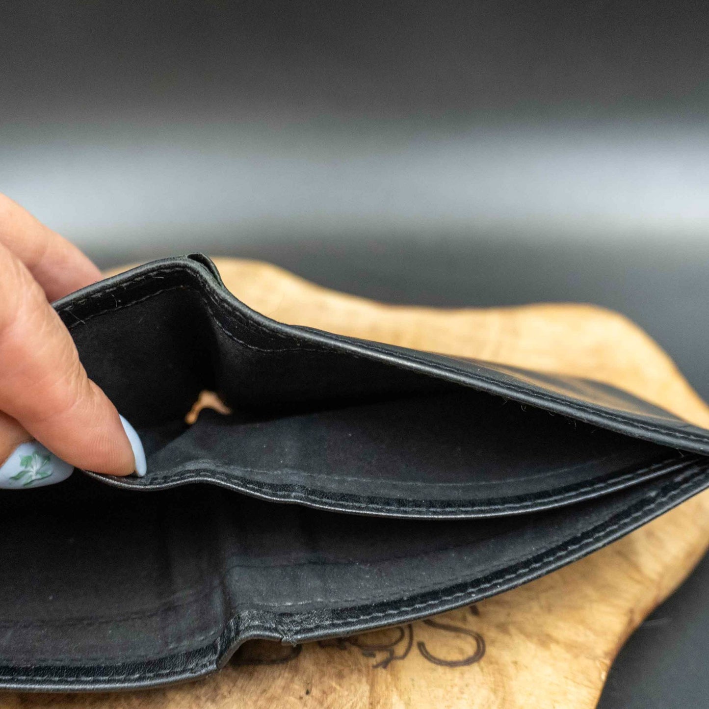 Aspinal of London Mens Wallet Vintage Leather Bifold Card Wallet Black