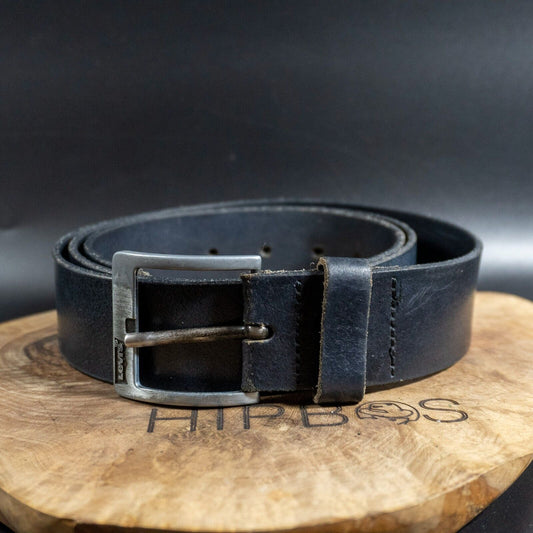 Levis Mens Belt Vintage Leather Belt Jeans Leather Belt Black Size 42 - VintageThing