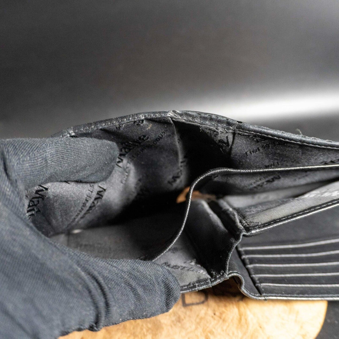 Maitre Mens Wallet Bifold Leather Card Wallet Black