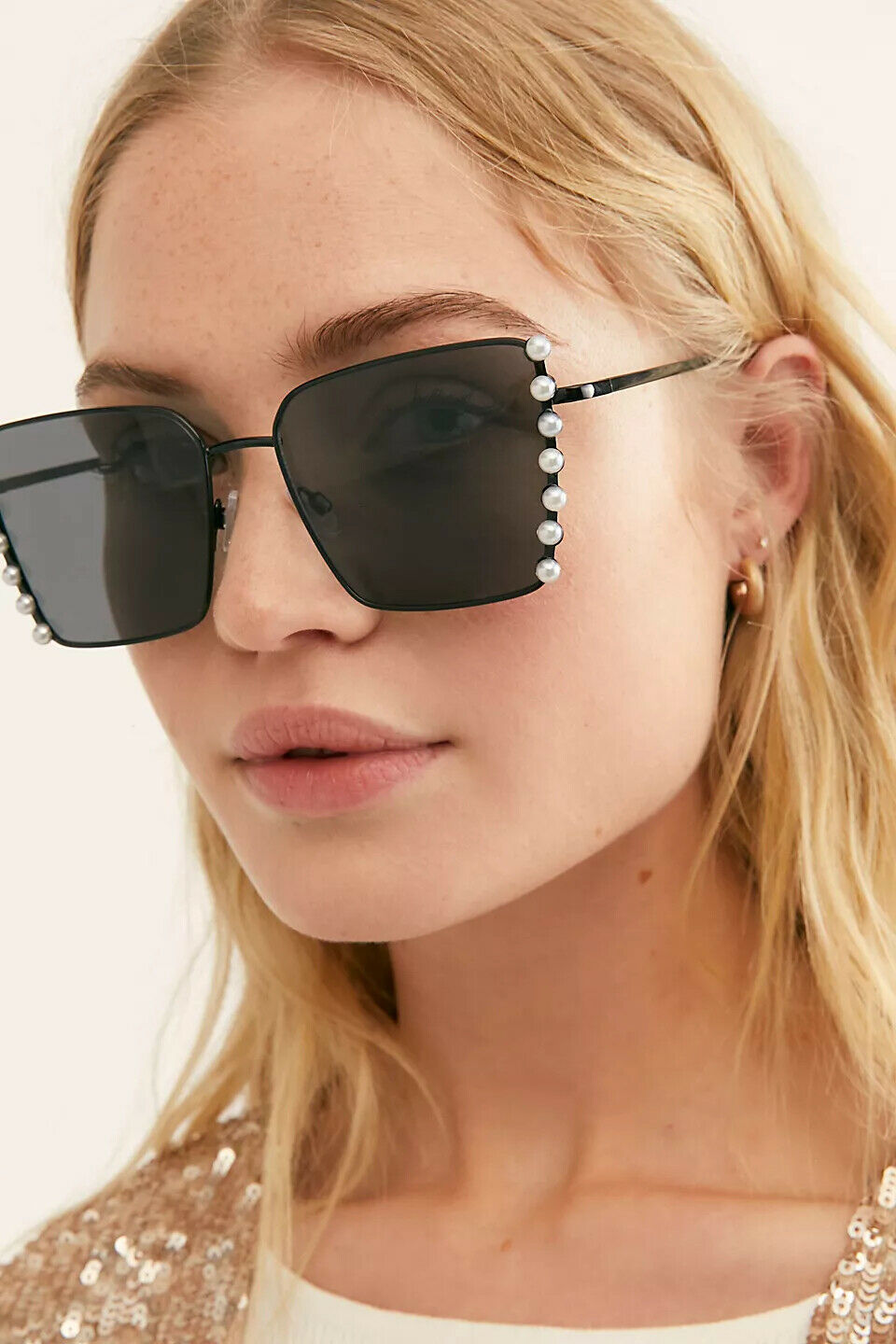 Free People Showtime Embellished Women Sunglasses Black Frame Grey Lenses - VintageThing